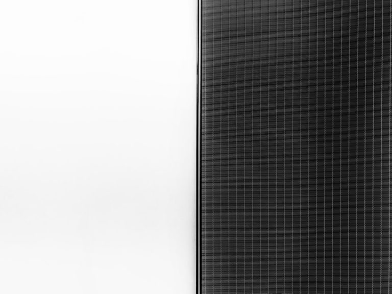 Galaxy S25 Case Size Comparisons Explained